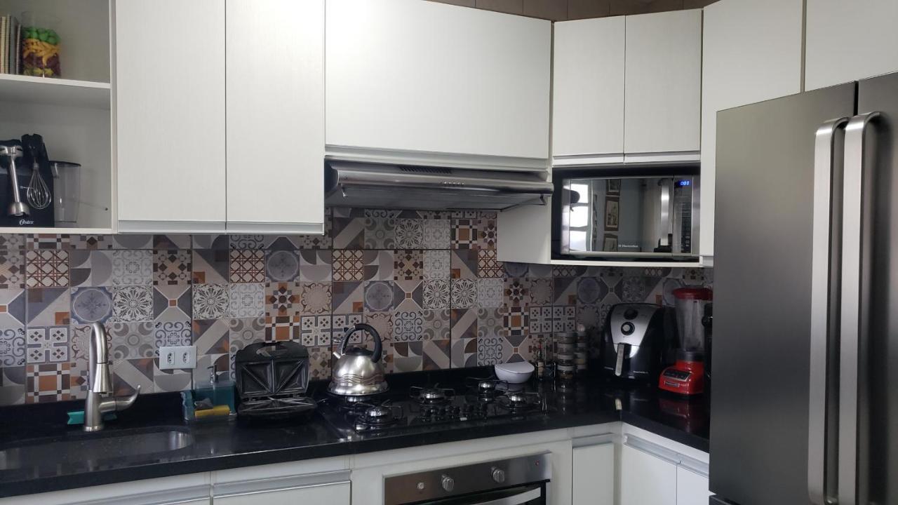 Poços de Caldas Casa Proximo Ao Centro Agradavel E Inteligenteヴィラ エクステリア 写真