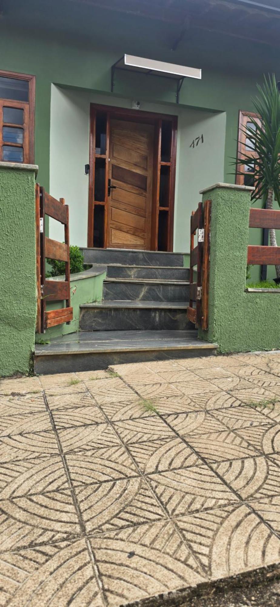 Poços de Caldas Casa Proximo Ao Centro Agradavel E Inteligenteヴィラ エクステリア 写真